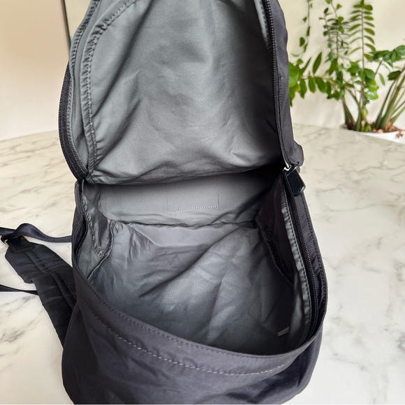 COACH VARICK NYLON PACKABLE DAYPACK F93372 BLACK - Picture 8 of 13